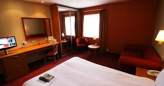 Hotel Ramada Cambridge Fen Drayton