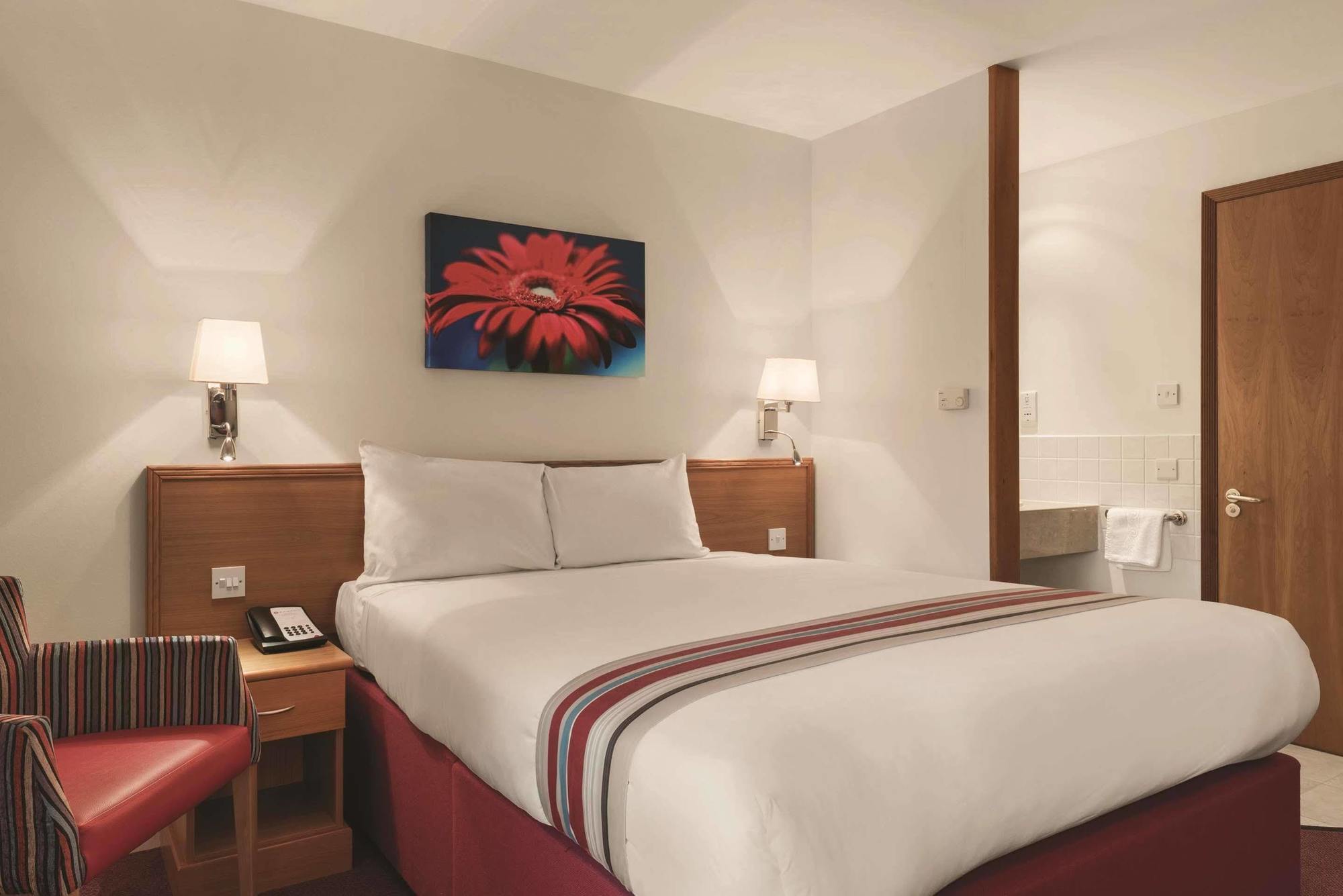 Ramada Cambridge